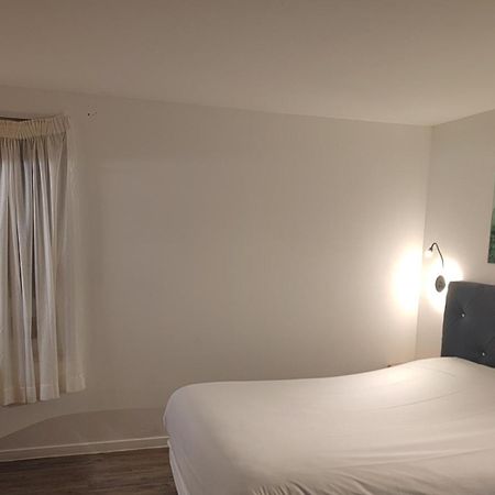 Fasthotel Paris Ouest Bouafle מראה חיצוני תמונה