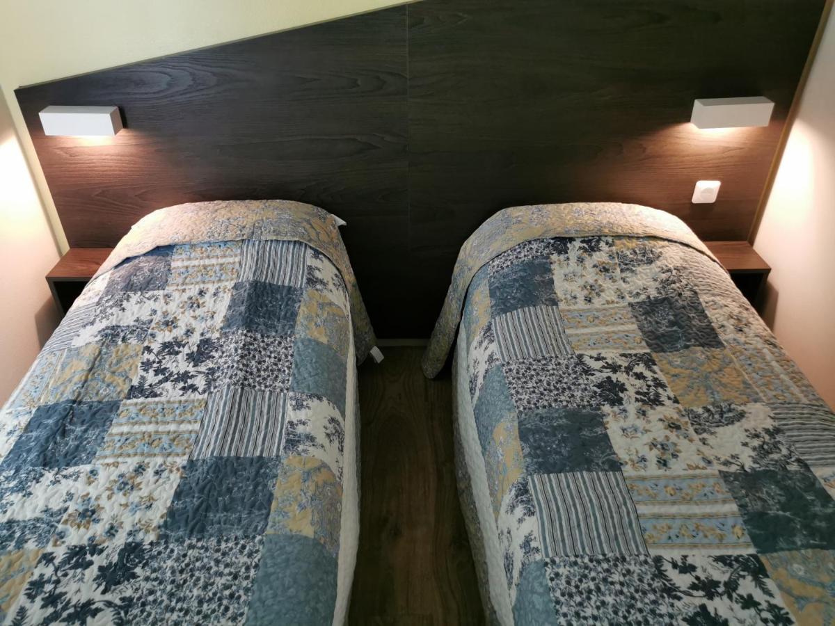 Fasthotel Paris Ouest Bouafle מראה חיצוני תמונה