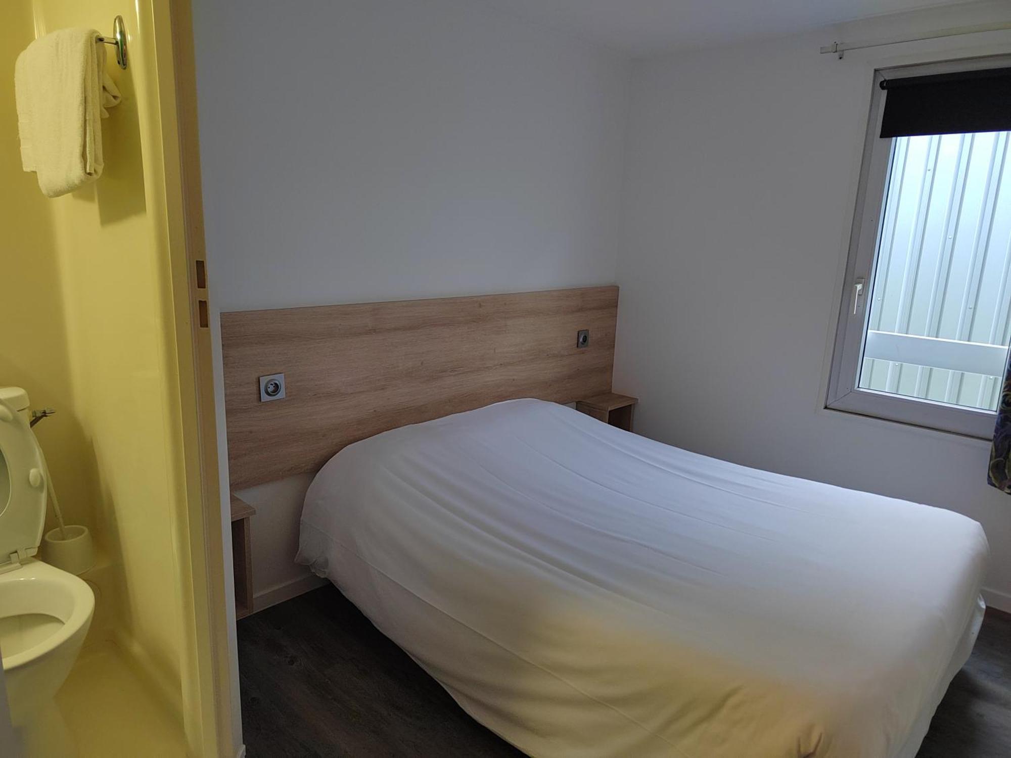 Fasthotel Paris Ouest Bouafle מראה חיצוני תמונה