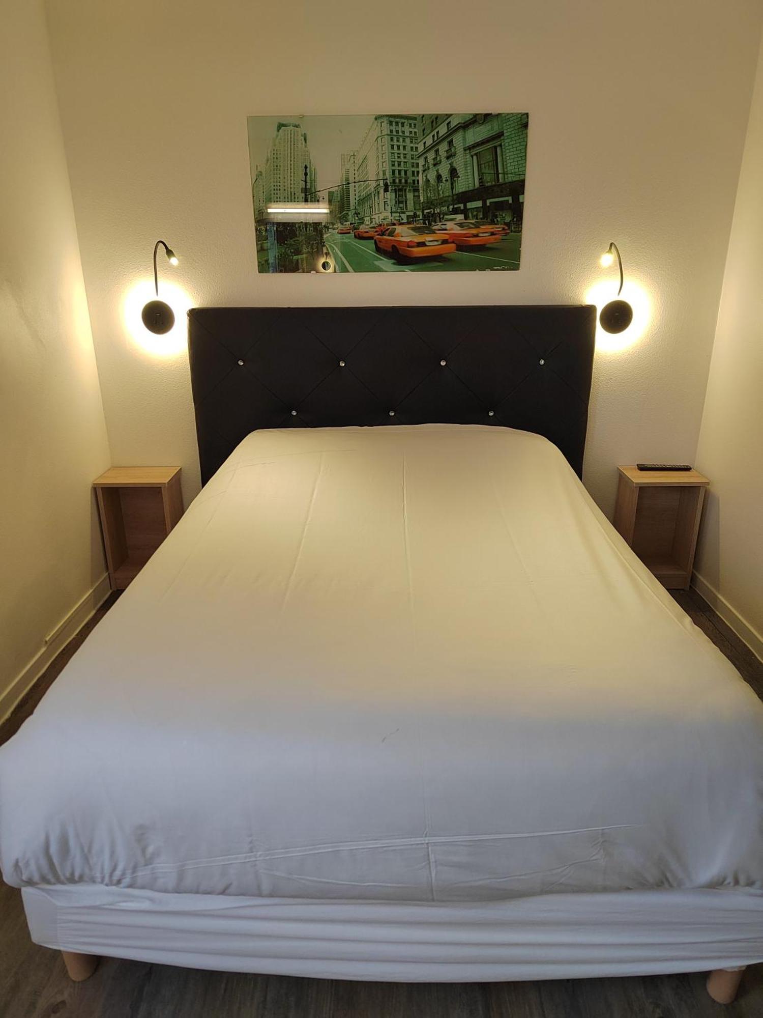 Fasthotel Paris Ouest Bouafle מראה חיצוני תמונה