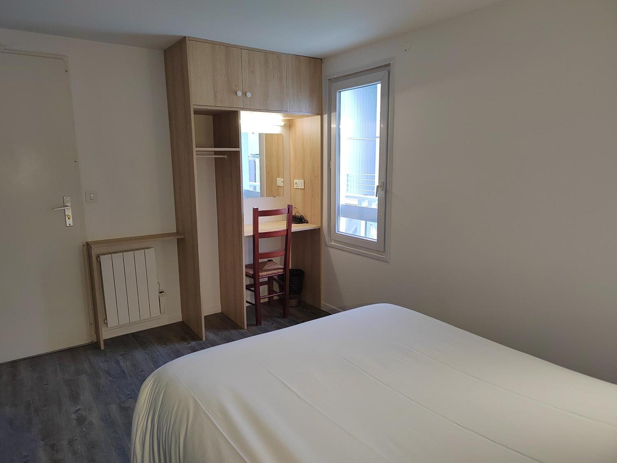 Fasthotel Paris Ouest Bouafle מראה חיצוני תמונה