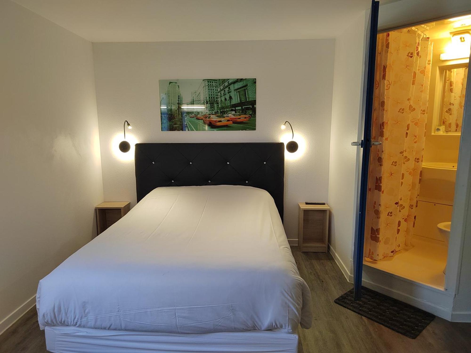 Fasthotel Paris Ouest Bouafle מראה חיצוני תמונה